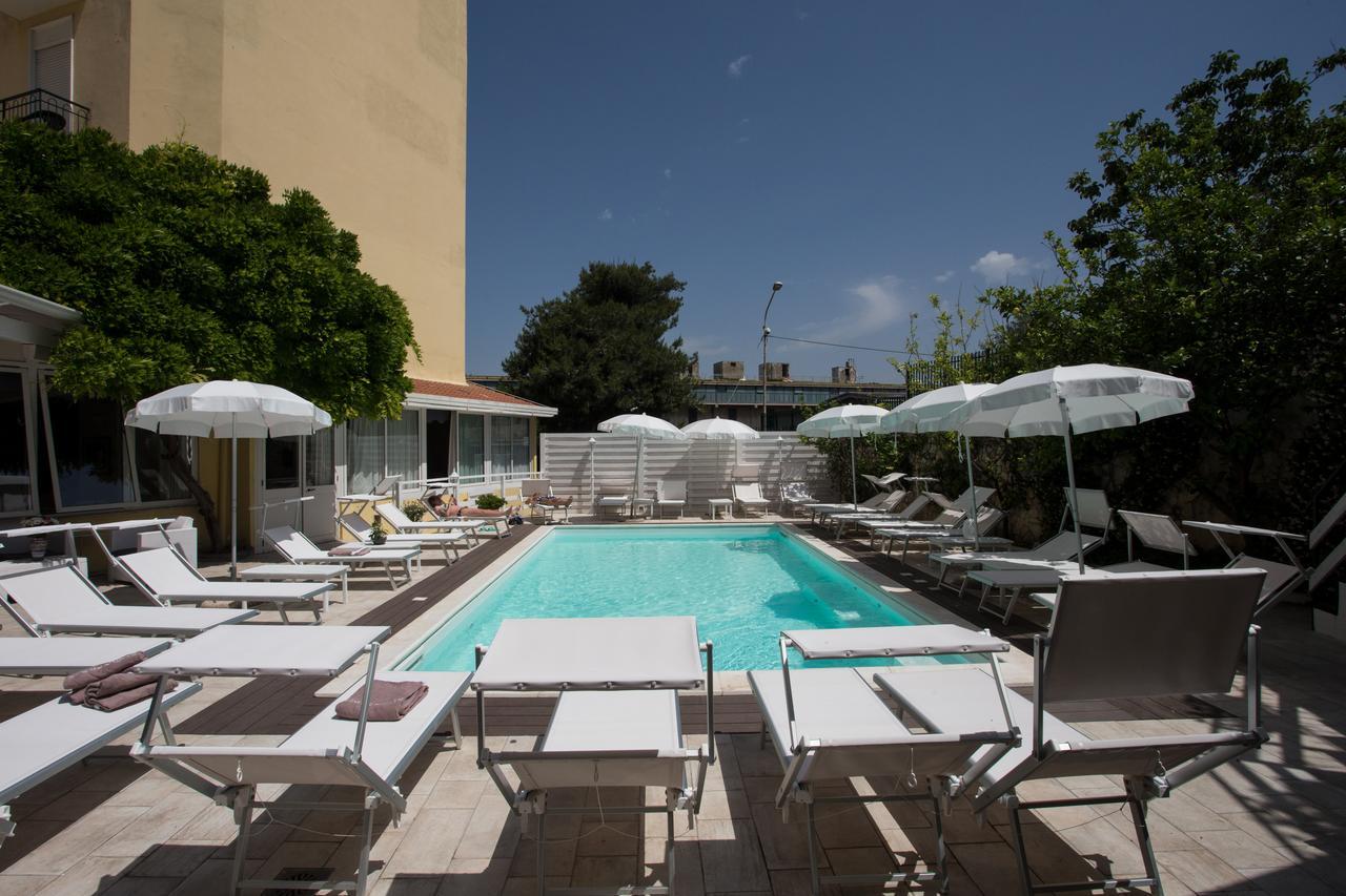 Hotel Villa Serena كاستيلاّماري دي ستا المظهر الخارجي الصورة